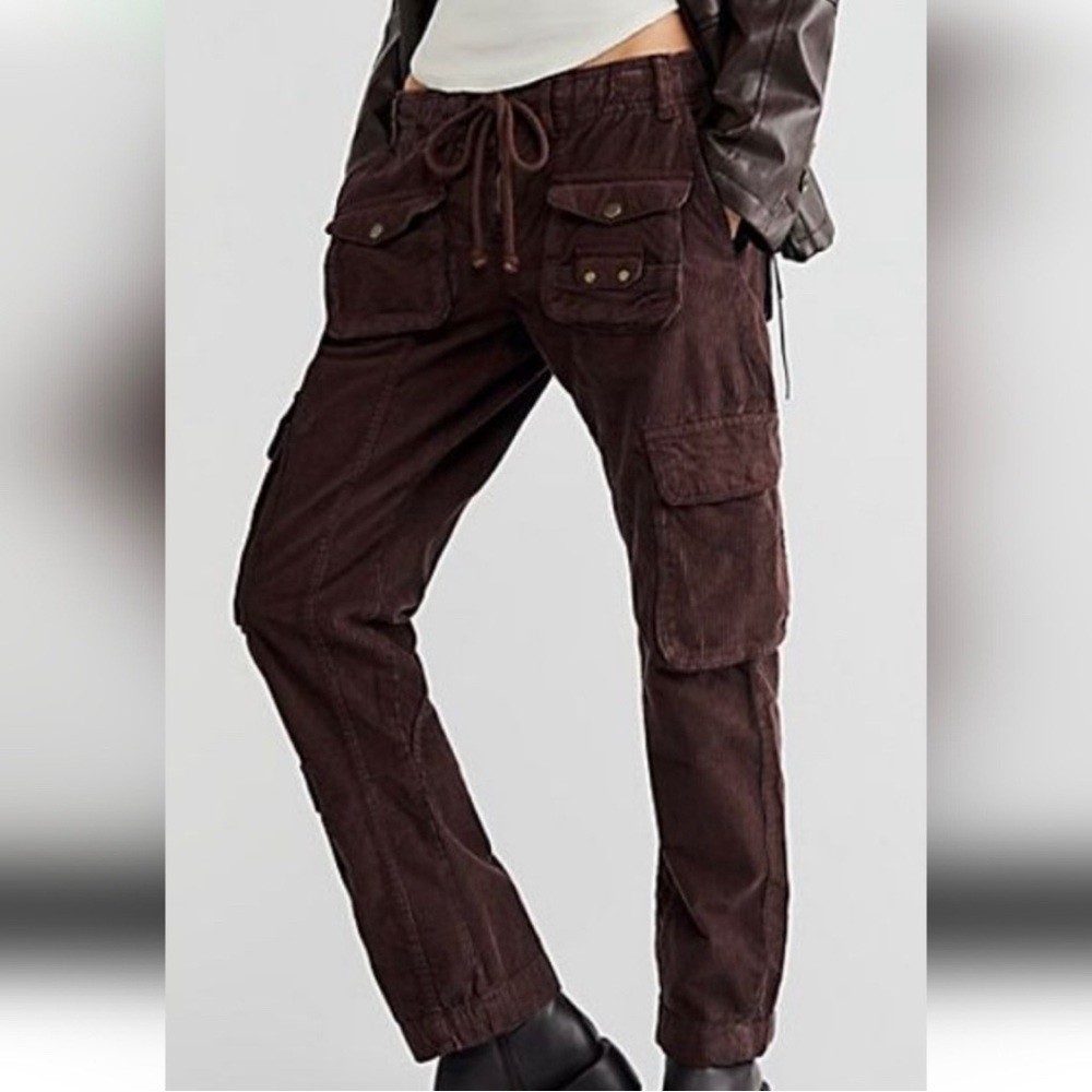 Free People Tahiti Cord Cargo Pants. Size M. NWOT. Brown